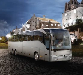 Mercedes-Bus
